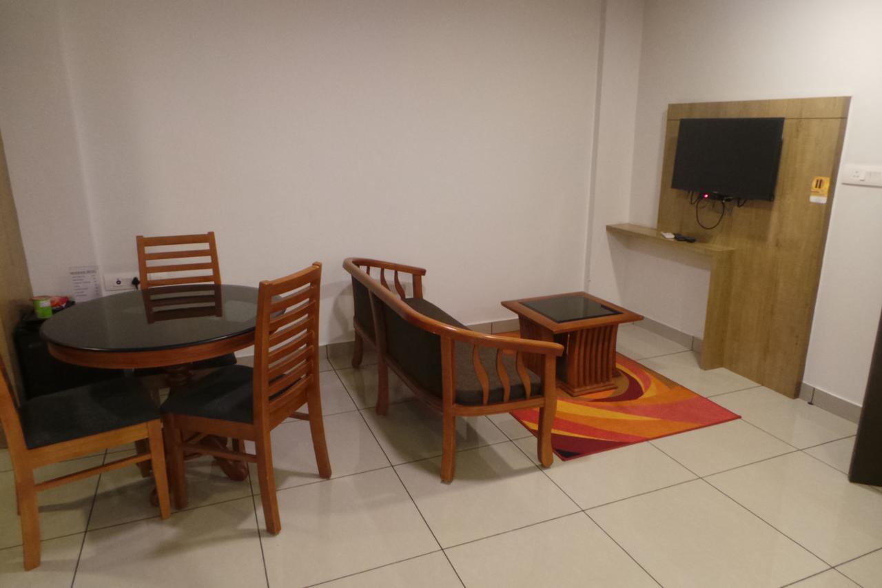 Saas Residency Otel Kozhikode Dış mekan fotoğraf