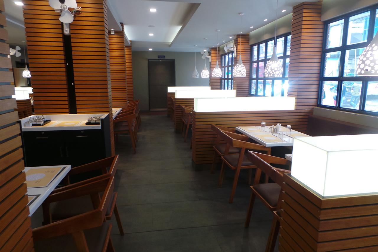Saas Residency Otel Kozhikode Dış mekan fotoğraf