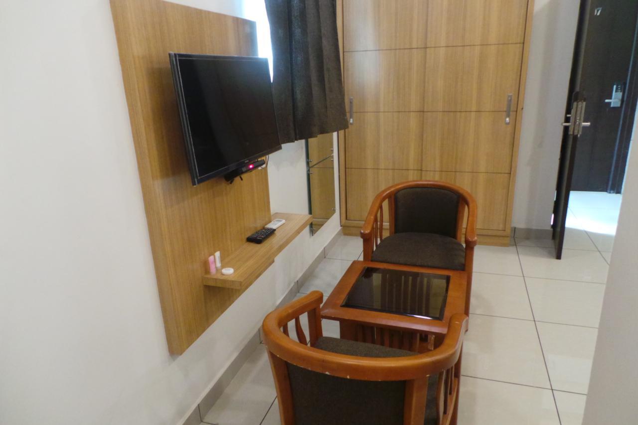 Saas Residency Otel Kozhikode Dış mekan fotoğraf