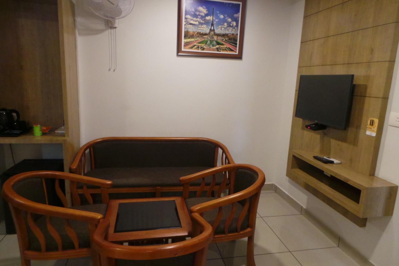Saas Residency Otel Kozhikode Dış mekan fotoğraf